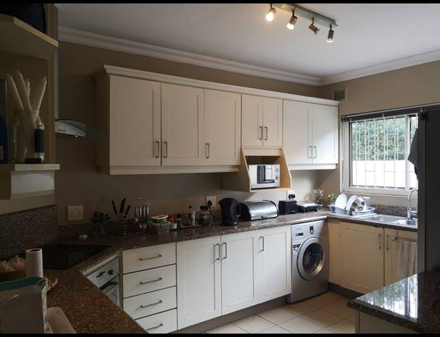3 BEDROOM DUPLEX RENTED IN UMHLANGA CENTRAL